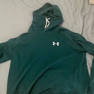 Under Armour Sweatshirt
